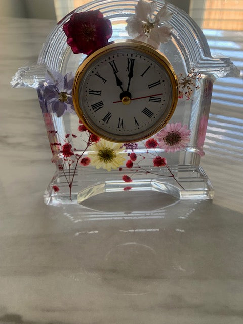 Decorative flower clock